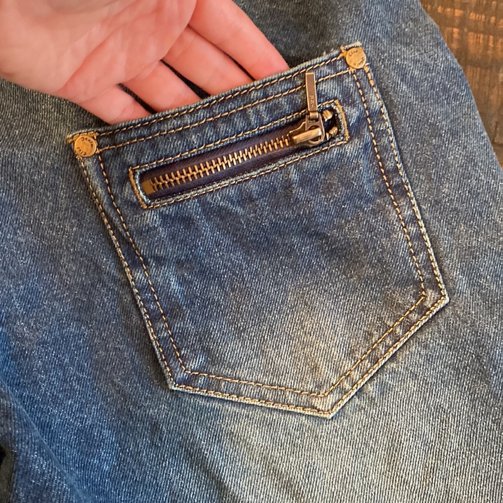 🍁🔥 NWT! Jean Bib Overall Shorts! - Picture 3 of 5